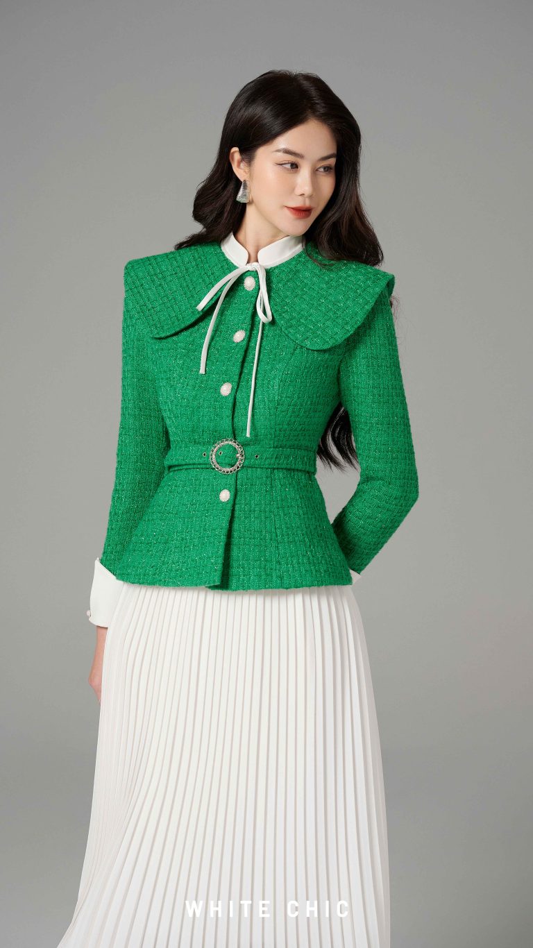 WhiteChic11938.jpg