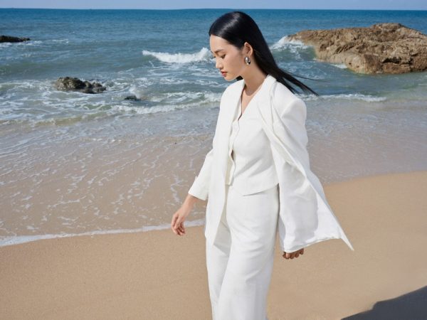 Phối đồ với áo vest nữ đẹp