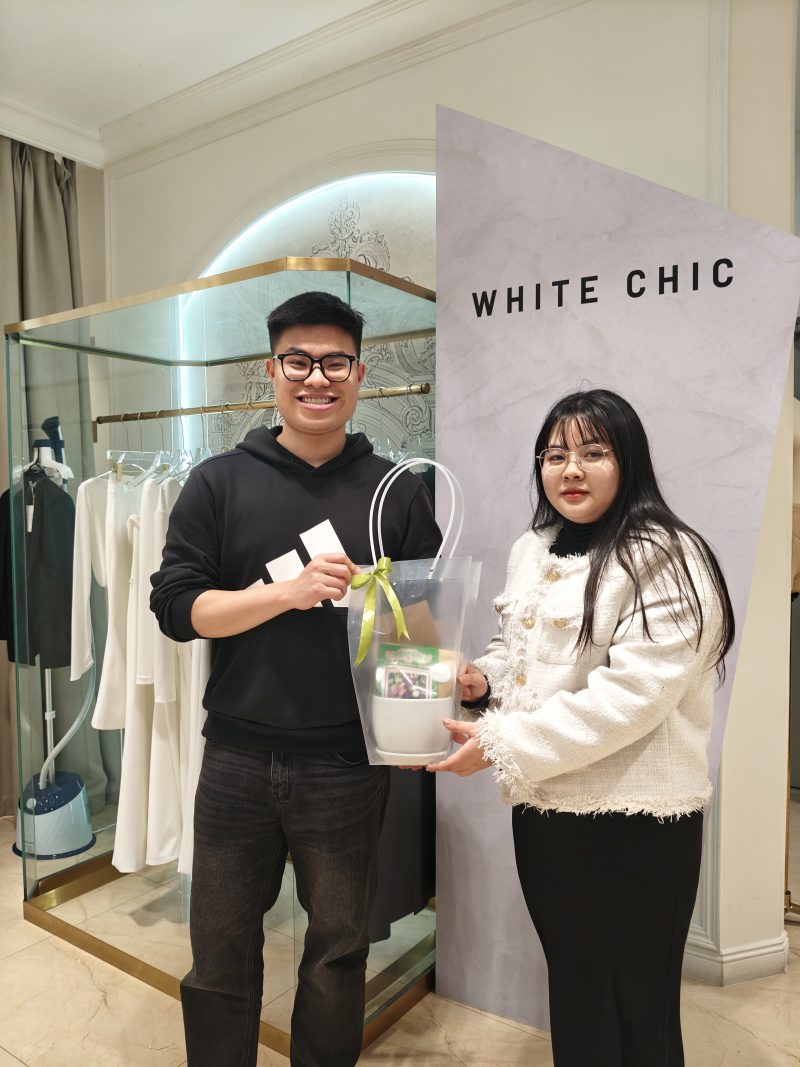 Món quà ý nghĩa ngày 8/3 của WHITE CHIC