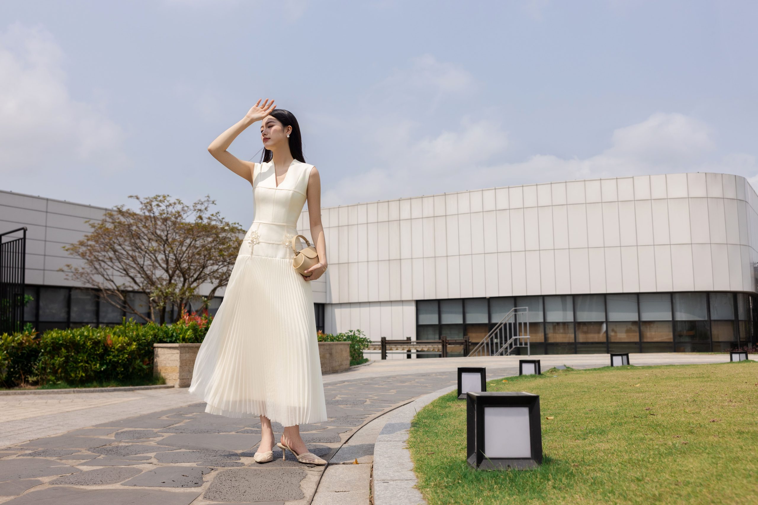 Đầm Uyển Vân - Ảnh 7